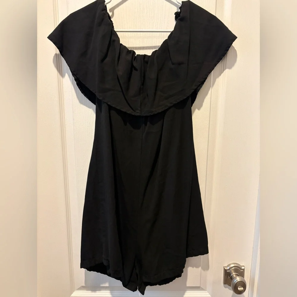 Zara Black Off-Shoulder Romper - Picture 2 of 3